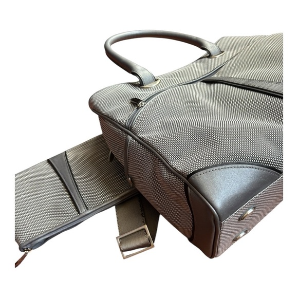 Tumi Earl Gray Nylon Expandable Laptop Briefcase Crossbody - Picture 8 of 15